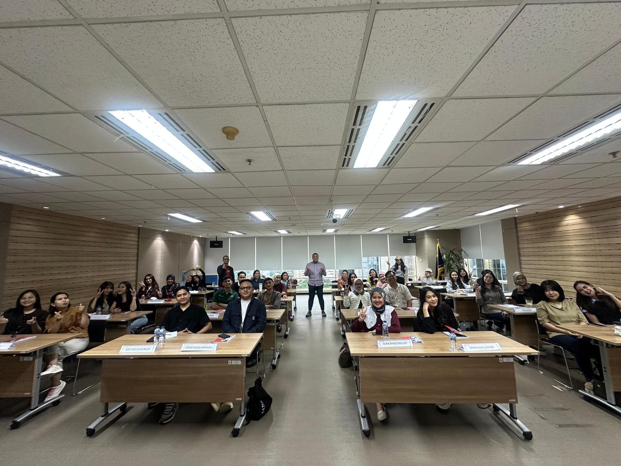 Tingkatkan Layanan dan Kinerja, IBK Bank Gelar Pelatihan Service Excellence & Business Achievement